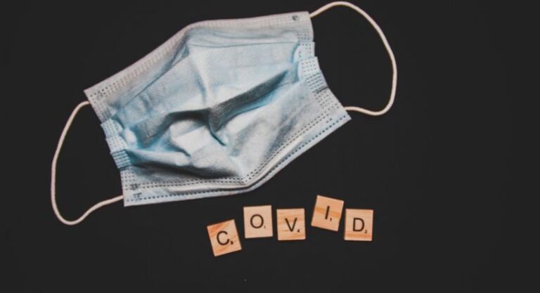 What are the most common COVID symptoms?