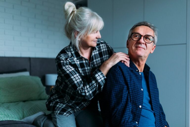 A Guide to Supporting Your Husband with Frontotemporal Dementia